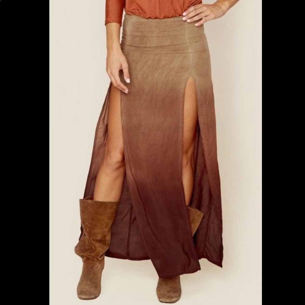 Planet Blue 2 Slit Skirt XS